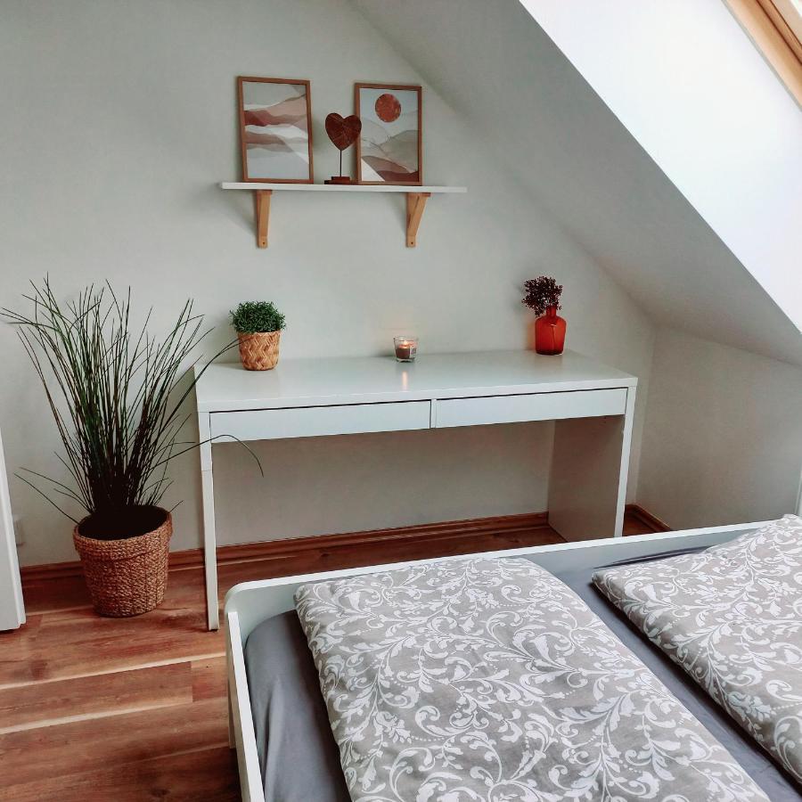 Apartman Pod Horama Appartement Jilemnice Buitenkant foto